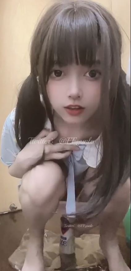 推特萝莉福利姬-一天吃八顿【21P92V4.78G】