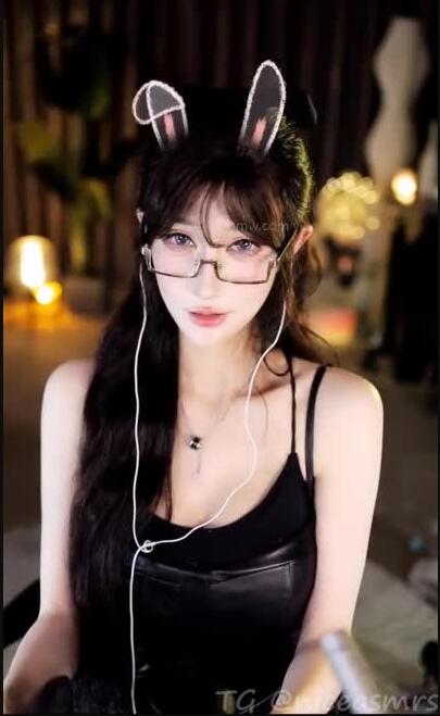 张爱玲ASMR跑车福利视频