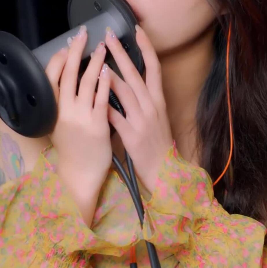 小萌5月会员as-mr 舔耳口腔音福利视频.