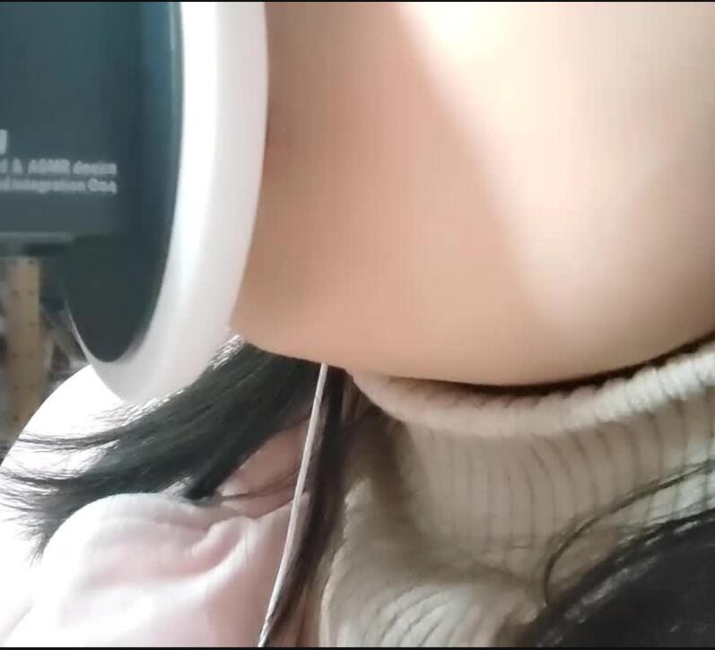 清影 爱发电最新ASMR福利舔耳特写2V