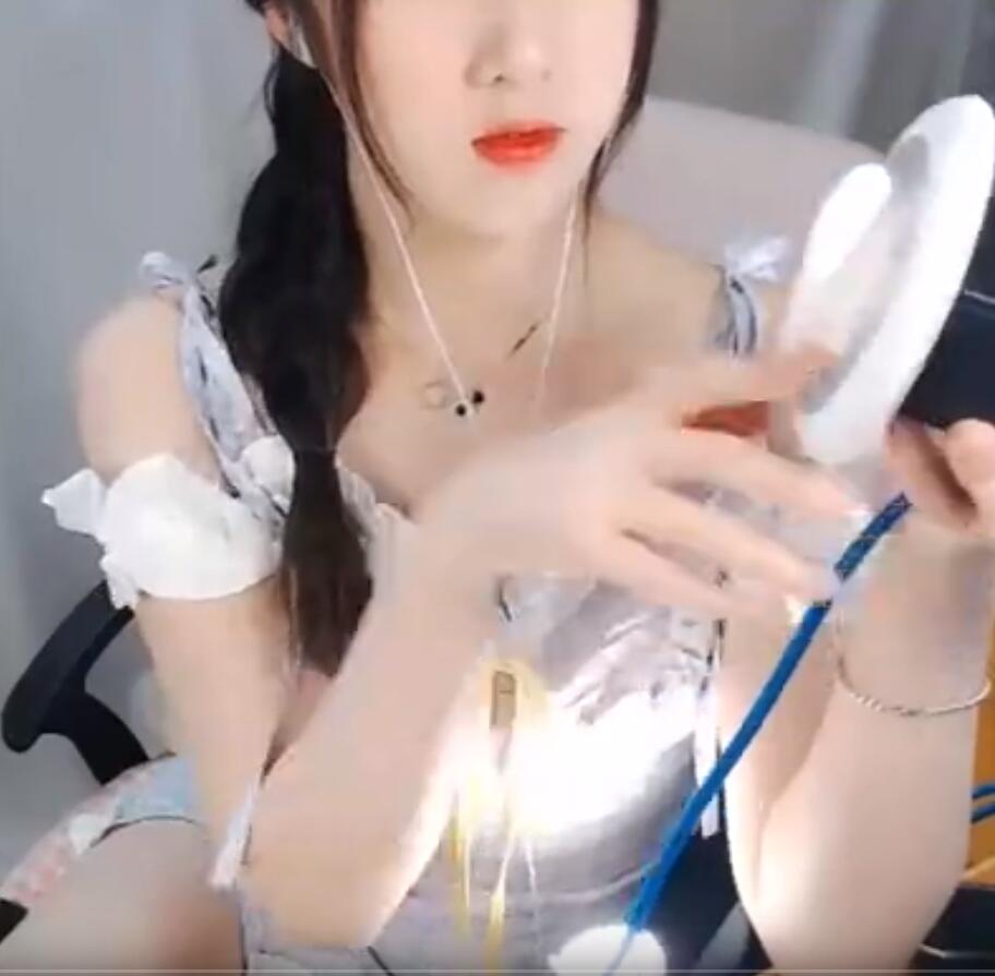 21061337.jpg 娱加绮夏魔法书ASMR福利小花朵