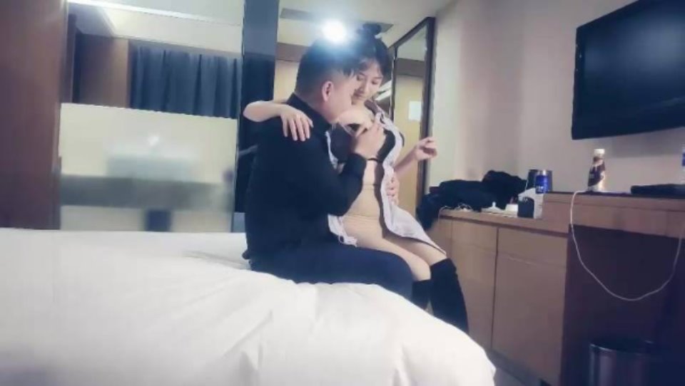 [御姐] [视频分类] 赵总寻花约长裙黑靴外围妹 坐在身上解开衣服摸屁股 69姿势口交后入猛操[1V443M][BT]